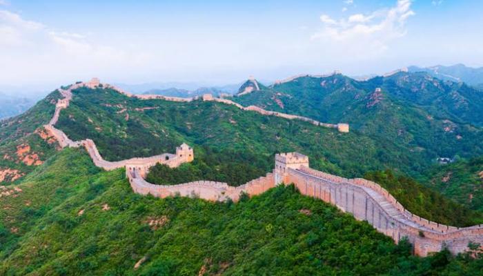 143-171417-touring-the-great-wall-of-china-day-trip-ideas_700x400.jpg