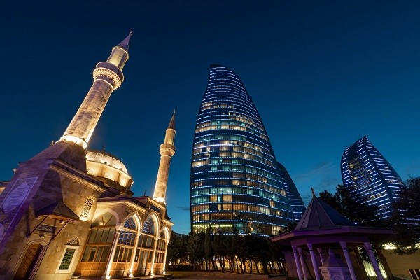 tourism-in-baku-azerbaijan.jpg