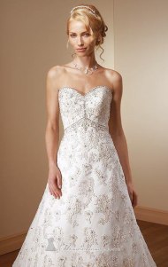 2101-lace-dress-by-bridal-by-mori-leealt62.jpg