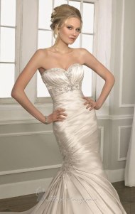 1653-dress-by-bridal-by-mori-leealt6.jpg