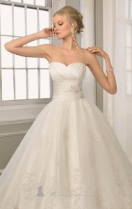 1657-dress-by-bridal-by-mori-leealt6.jpg
