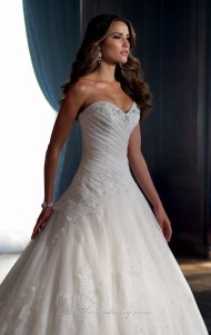 213250-by-david-tutera-for-mon-cheri.jpg