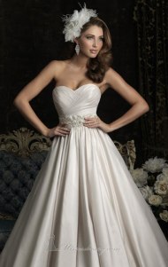 8969-dress-by-allure-bridalsalt4.jpg