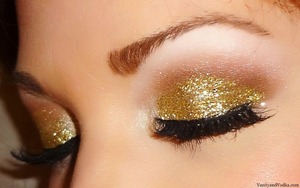 gold-glitter.jpg