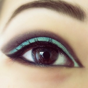 blue-cut-crease.jpg