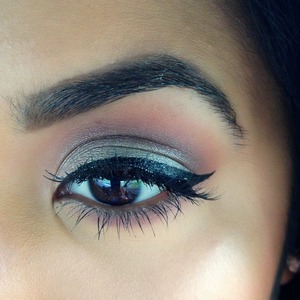 cat-eye-lashes-and-pigment.jpg