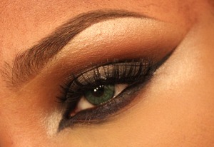 saucy-arabic-smokey-eyes.jpg