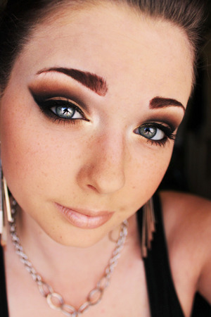 smokey-cut-crease.jpg