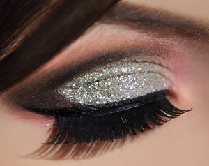 diamond-sweetheart-prom-makeup.jpg